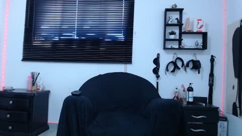 Allison  Diego online show from 27, 1, 2025