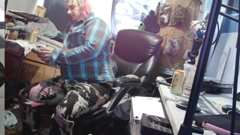 Kinky Cassie online show from 2, 4, 2026