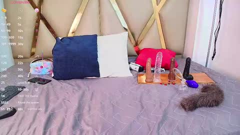 MISS RYN  online show from 2, 3, 2025