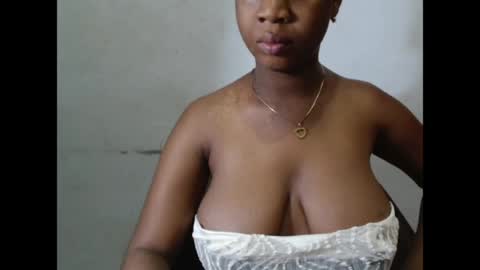 kinkyjuicexx online show from 27, 4, 2026