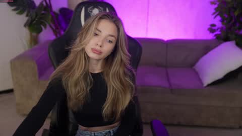 Sweet girls online show from 19, 9, 2025