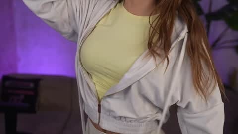 Snapshot of kira0541 chatting on 14, 3, 2026 Sweet girls online show from 14, 3, 2026