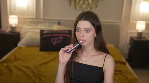 Snapshot of kira0541 chatting on 24, 3, 2026 Sweet girls online show from 24, 3, 2026