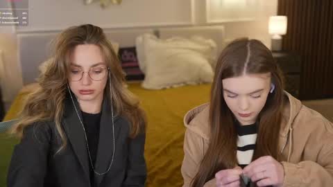 Snapshot of kira0541 chatting on 29, 4, 2026 Sweet girls online show from 29, 4, 2026
