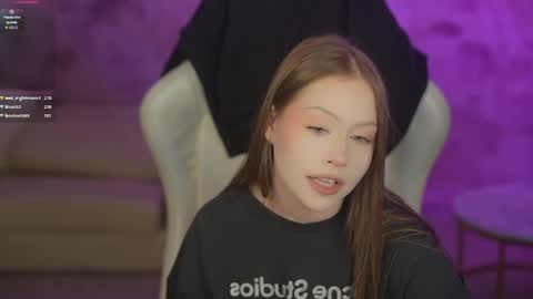 Snapshot of kira0541 chatting on 15, 5, 2026 Sweet girls online show from 15, 5, 2026