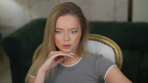 Snapshot of kira0541 chatting on 28, 5, 2026 Sweet girls online show from 28, 5, 2026