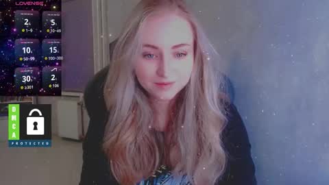 Snapshot of kira_love_sleep chatting on 9, 10, 2025 you know thumb up me please its important online show from 9, 10, 2025