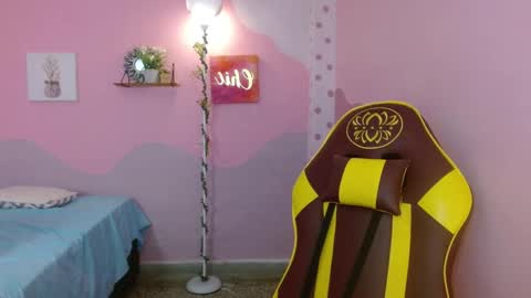 Kira 3 online show from 23, 2, 2026