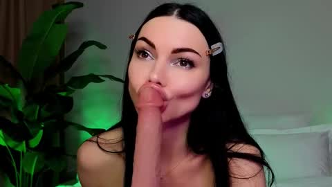 Kira and friends online show from 11, 3, 2026