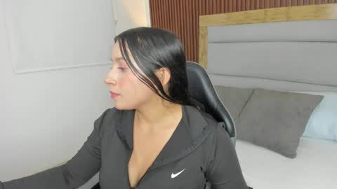 K I R A online show from 30, 3, 2026