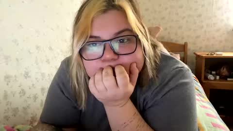 Just Kira online show from 4, 1, 2025