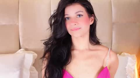 Snapshot of kirakayleigh chatting on 18, 10, 2025 kira online show from 18, 10, 2025