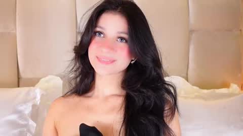 Snapshot of kirakayleigh chatting on 12, 11, 2025 kira online show from 12, 11, 2025