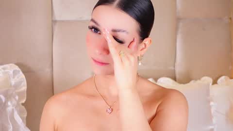 Snapshot of kirakayleigh chatting on 4, 2, 2026 kira online show from 4, 2, 2026