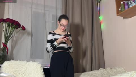kirakiss164 online show from 3, 6, 2026