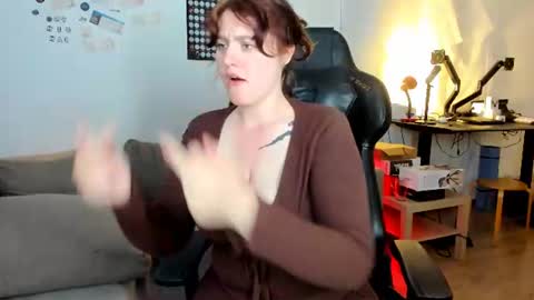 Kira  online show from 13, 6, 2026
