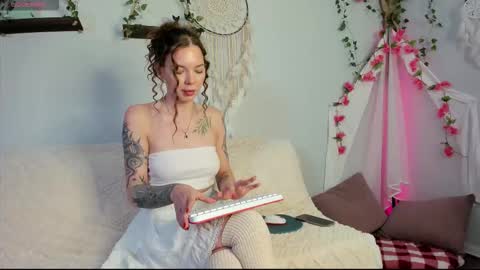 little vampire online show from 24, 10, 2025