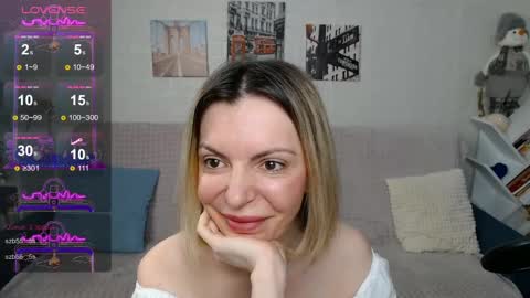 kiramartins cat online show from 20, 12, 2024