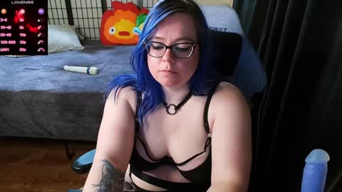 KiraSpitQueen online show from 7, 2, 2025