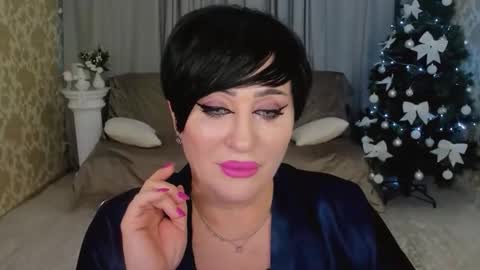 Kira online show from 18, 12, 2025