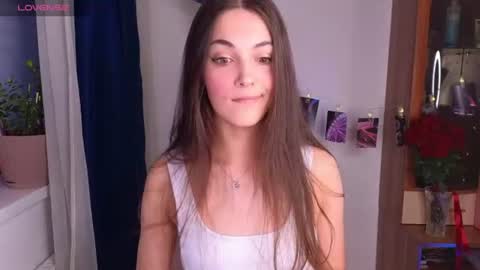 Kira cute online show from 10, 6, 2026