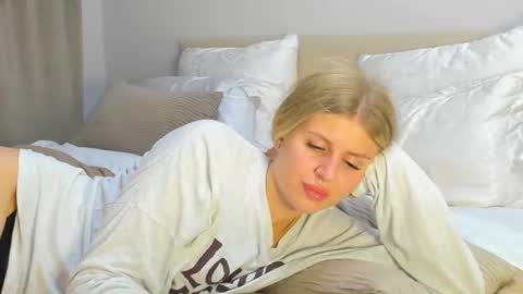 Kira online show from 28, 7, 2026