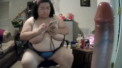 Kirra Rune online show from 8, 10, 2025