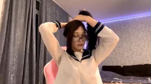 Snapshot of kirstievelasco chatting on 13, 9, 2025 Nicole online show from 13, 9, 2025