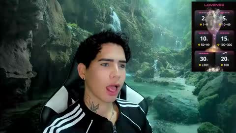 Snapshot of kiss_whitee chatting on 19, 2, 2026 kiss_whitee online show from 19, 2, 2026