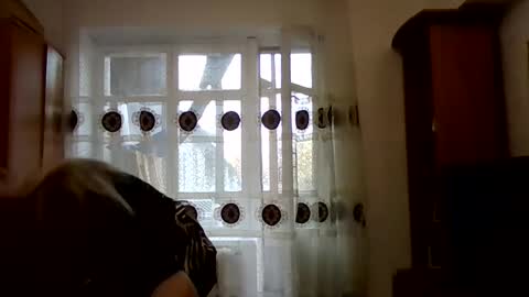 kissandbelle online show from 1, 11, 2025