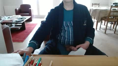 kisslog1 online show from 15, 2, 2026