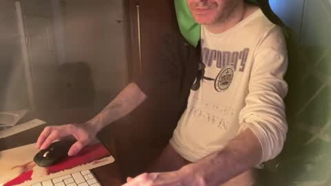 kissofbanned1983 online show from 3, 4, 2026