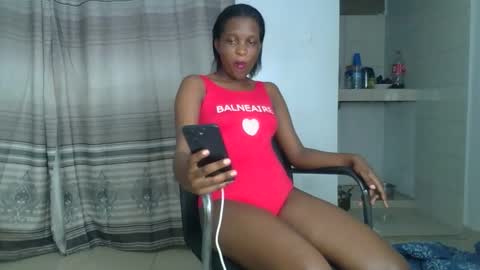 Snapshot of kisssmiles chatting on 29, 9, 2025 kisssmiles online show from 29, 9, 2025