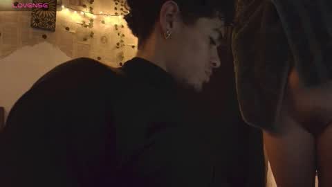 Snapshot of kisstarxxx chatting on 21, 10, 2025 Helena and Brad online show from 21, 10, 2025