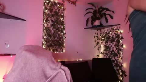 Helena and Brad online show from 3, 7, 2026