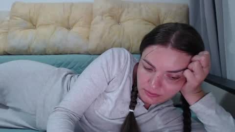 Snapshot of kitcatheaven4u chatting on 13, 7, 2026 Im Amaia Everyone Merry Christmas online show from 13, 7, 2026