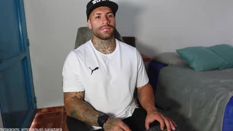 Snapshot of kite__ chatting on 20, 1, 2025 kite__ online show from 20, 1, 2025