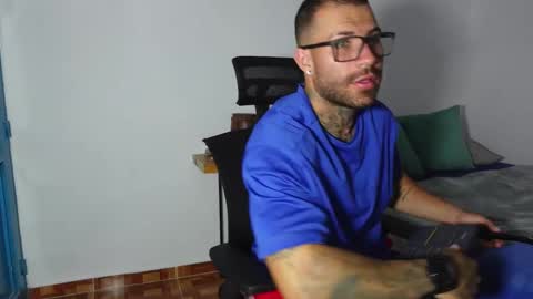 Snapshot of kite__ chatting on 30, 1, 2025 kite__ online show from 30, 1, 2025