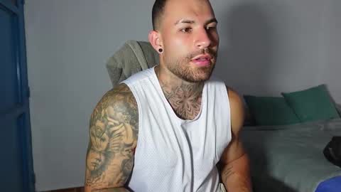 Snapshot of kite__ chatting on 3, 2, 2025 kite__ online show from 3, 2, 2025