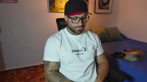 Snapshot of kite__ chatting on 10, 9, 2025 kite__ online show from 10, 9, 2025