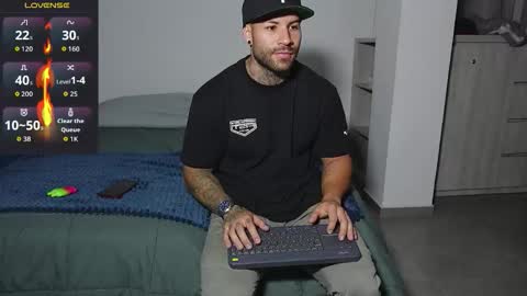 Snapshot of kite__ chatting on 27, 9, 2025 kite__ online show from 27, 9, 2025