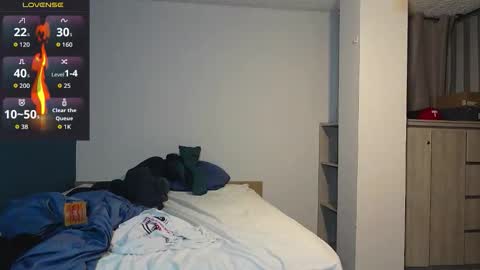 Snapshot of kite__ chatting on 27, 10, 2025 kite__ online show from 27, 10, 2025