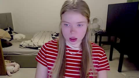 Jennyblonde and Emmabrunette online show from 27, 12, 2024