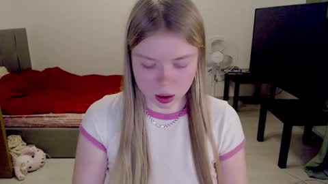 Jennyblonde and Emmabrunette online show from 6, 2, 2025