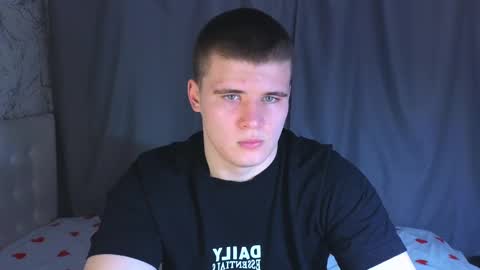 Snapshot of kittenmur chatting on 24, 12, 2024 Vlad online show from 24, 12, 2024