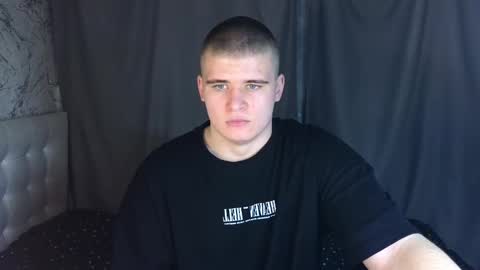 Snapshot of kittenmur chatting on 31, 12, 2024 Vlad online show from 31, 12, 2024