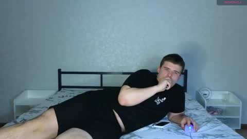 Snapshot of kittenmur chatting on 10, 2, 2025 Vlad online show from 10, 2, 2025