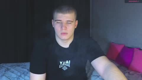 Snapshot of kittenmur chatting on 21, 2, 2025 Vlad online show from 21, 2, 2025