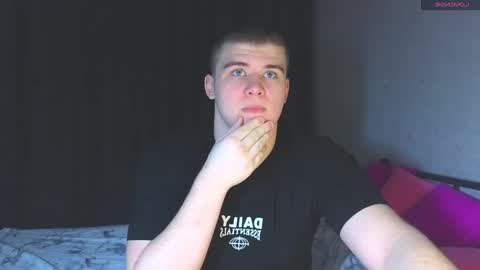 Snapshot of kittenmur chatting on 23, 2, 2025 Vlad online show from 23, 2, 2025