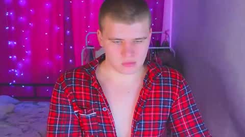 Snapshot of kittenmur chatting on 10, 2, 2026 Vlad online show from 10, 2, 2026